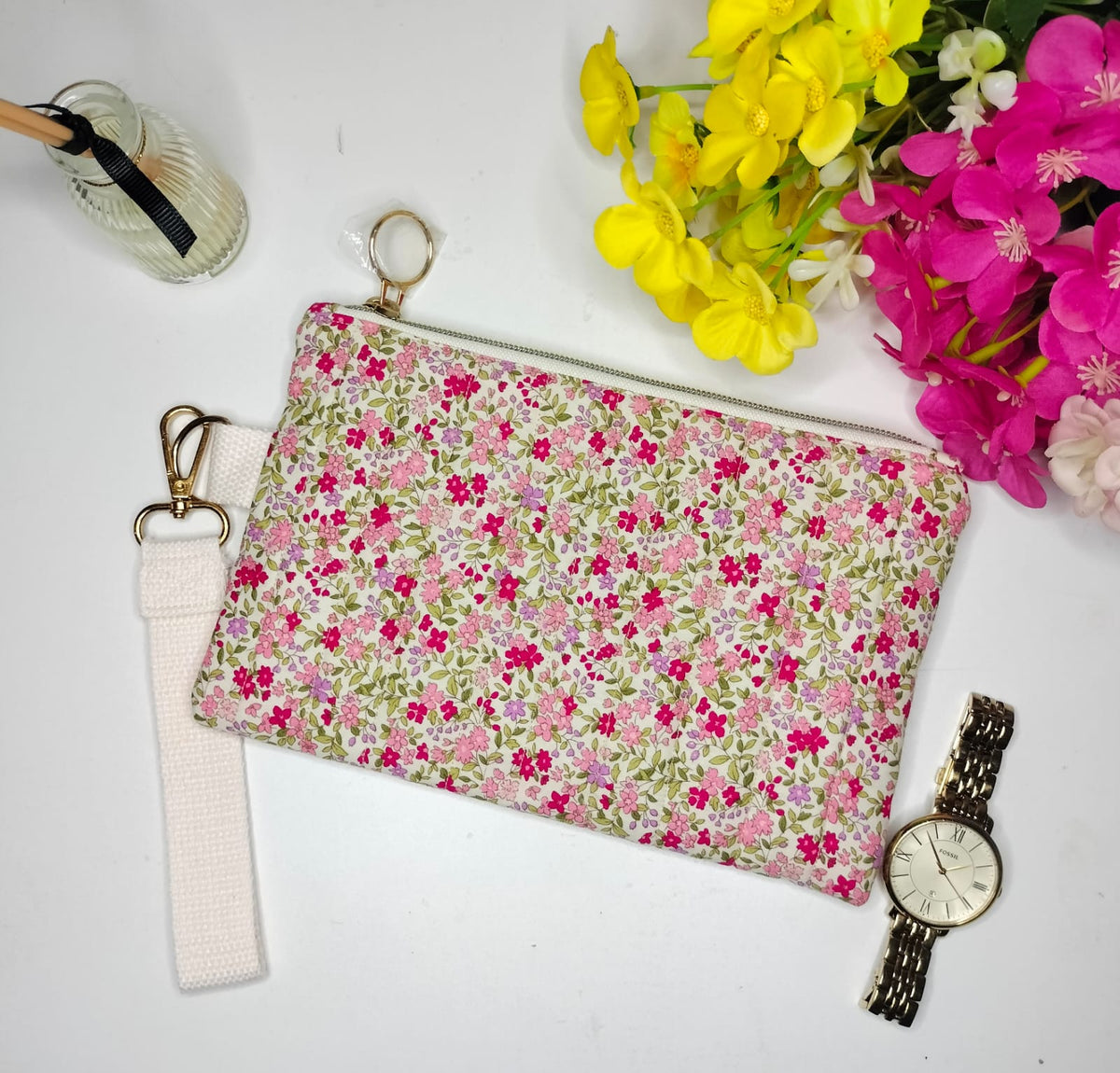 Wrist Pouch - Ditsy Floral